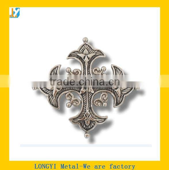 magnetic folding metal bag hanger