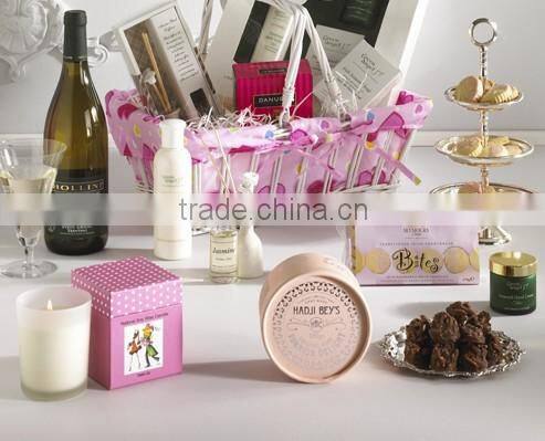 Romantic Scented Soy Wax Candle in glass jar with gift box