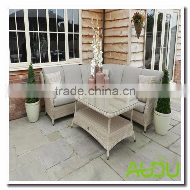 White Cheer Outdoor Sofa