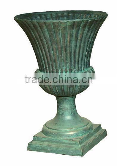 public cast iron flower pot / planter pots