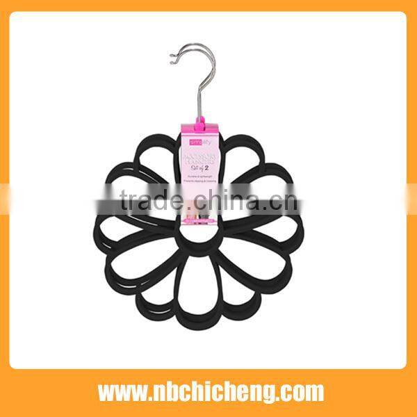 Flower Shape Plastic Scarf Hanger