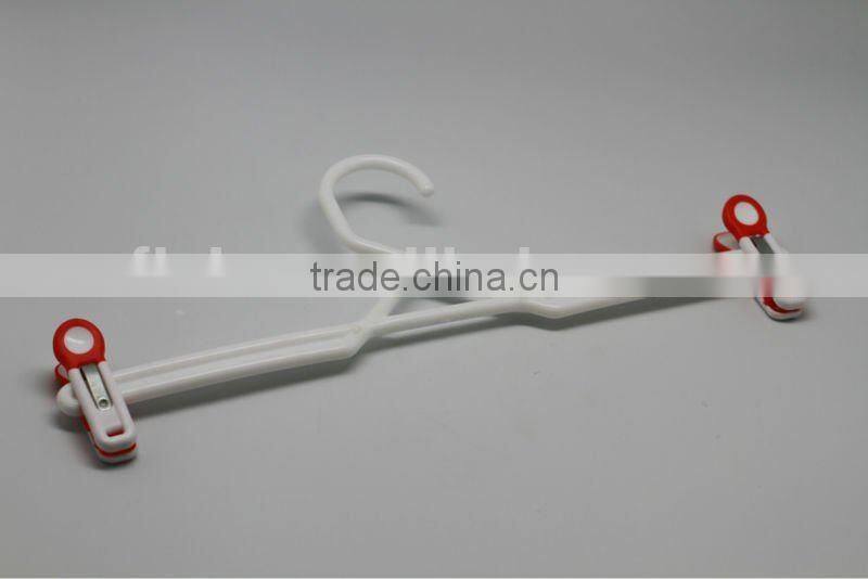 plastic clothes hanger with hook