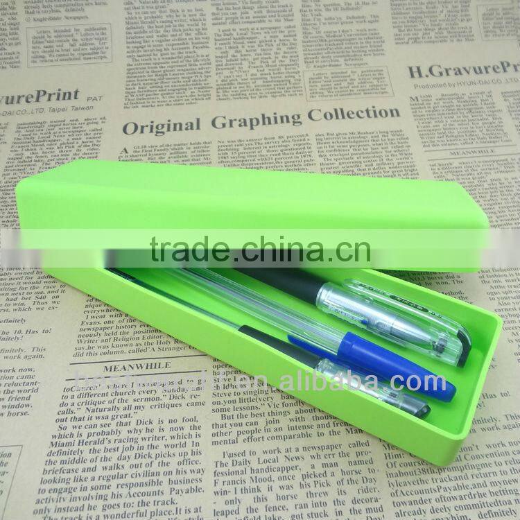 2013 Funny silicone office products,silicone pen case, pen holder