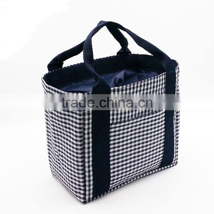 Convenience drawstring cooler bag with frozen