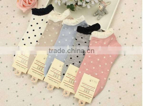 Top sell candy color choice free size dot pattern lovely high quality cute sex young girl tube wholesale socks