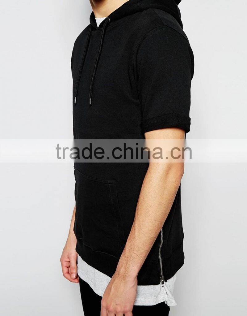 Short-Sleeve Hoodie In Black With Side Zips