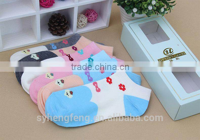 2016 hot wholesale new style cute socks women socks