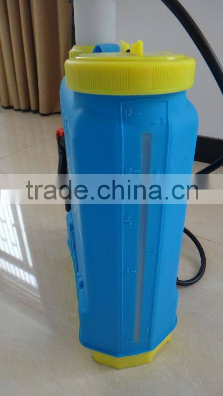 12L agricultural hand sprayer with transparent water level