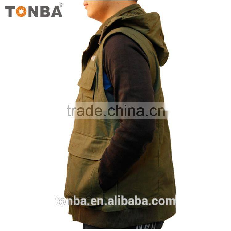 Customized Comfortable Camera Vest and SLR hooded Vest for Outdoor men with Army Green
