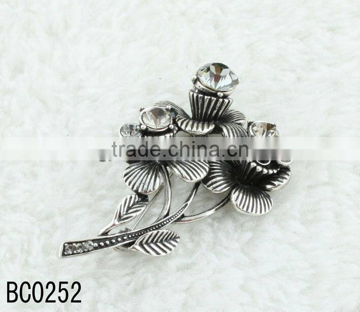 2013 Fashion Bangjin Rhinestone Letter Brooch Pins