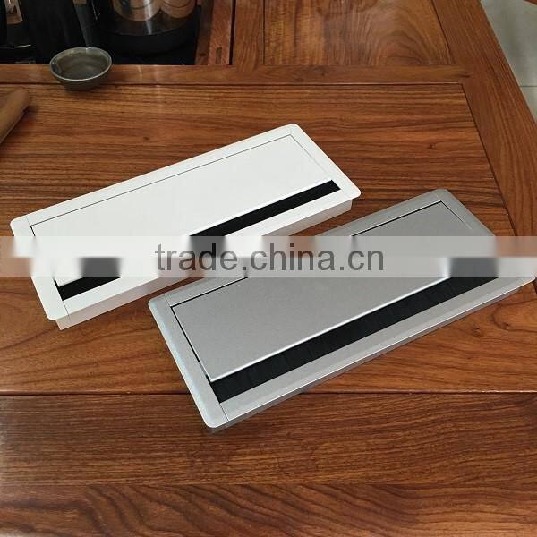 Soft-closing office desk cable outlet cover