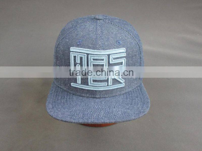 Custom high quality 6- panel snapback hat with embroidery