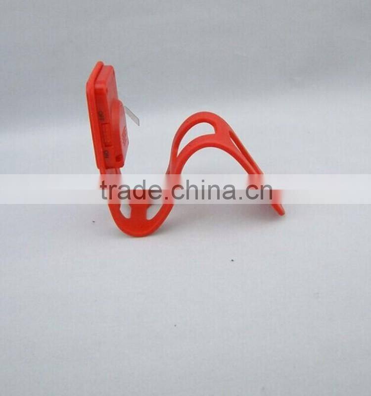 Plastic novelty design hot sale good quality power folding bookmark light