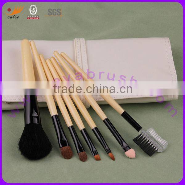Seven-piece Makeup Brush Set with Aluminum Ferrule and Wooden Handle