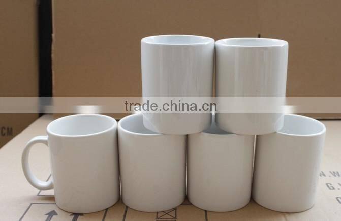 new desigh gold color porcelain mug with big handle wholesale