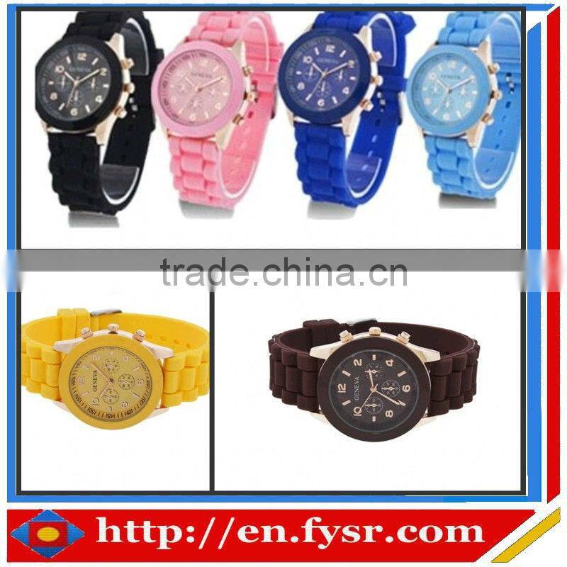 2013 new popular cheap wholesale price trendy silicone sport watch
