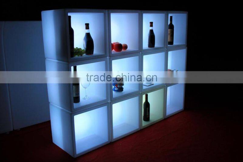 Plastic wholesale nightclub furniture/led bar table /led sofa