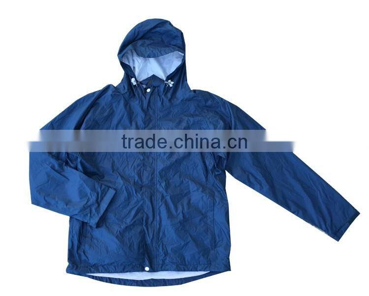 Waterproof raincoat men varsity handbag raincoat polyester rain jacket with pouch bag