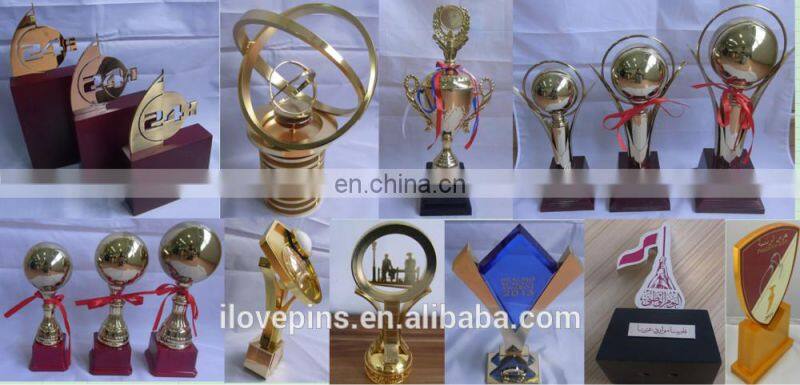 personalized alloy made metal trophy with rotatable medal