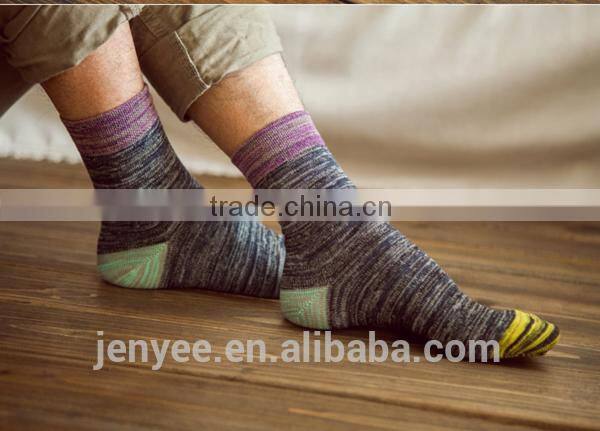Custom new casual fashion dress stripe sock by apple designer