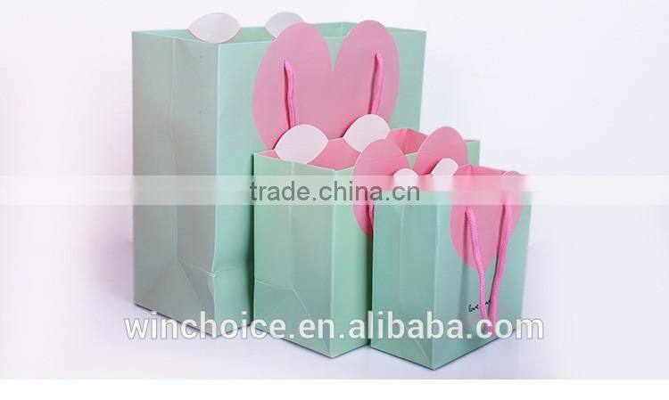 LOVE heart shape , Ivory board /art paper bag ,shopping promotion bag ,cotton rope handle