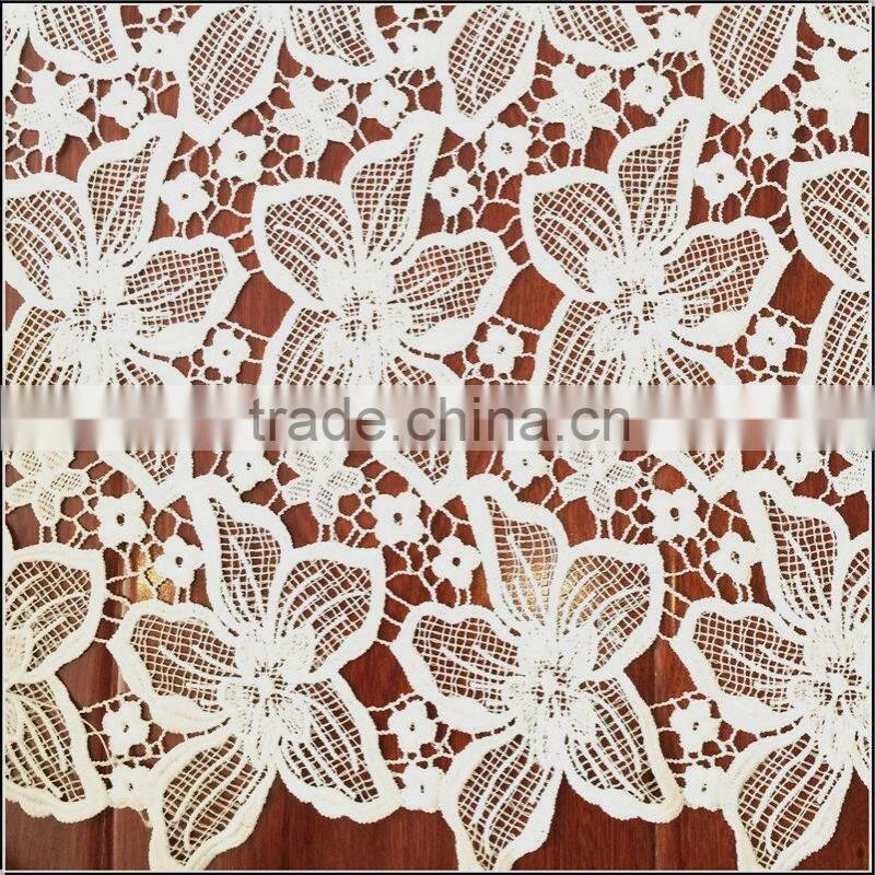Machine embroideried dry chemical lace