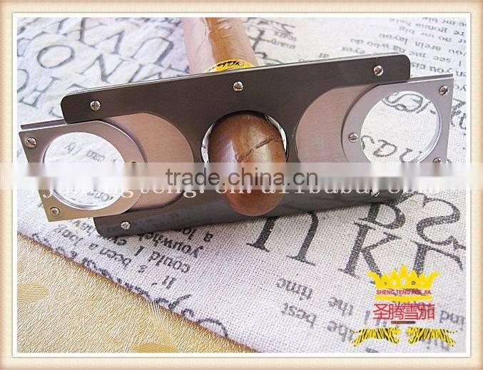 Double blade stainless steel cigar cutter