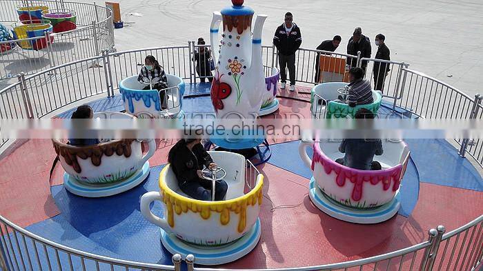360 Degree Rotary Fun Thrill Rides Top Spin Amusement Machine Equipments
