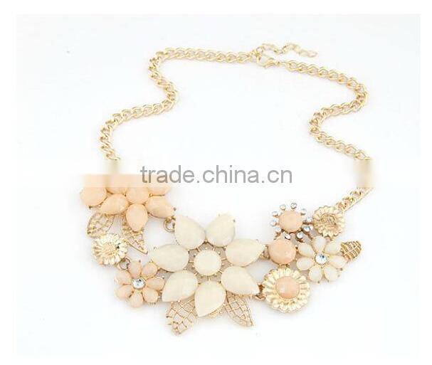 Resin Flower Vintage Choker Collar Pendant Statement Necklace Women Necklaces & Pendants Fashion Necklaces for Women 2014