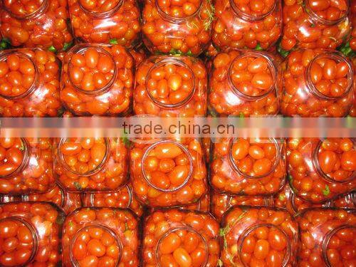 Vietnam Pickled big tomatoes in glass jar 720ml by HAGIMEX