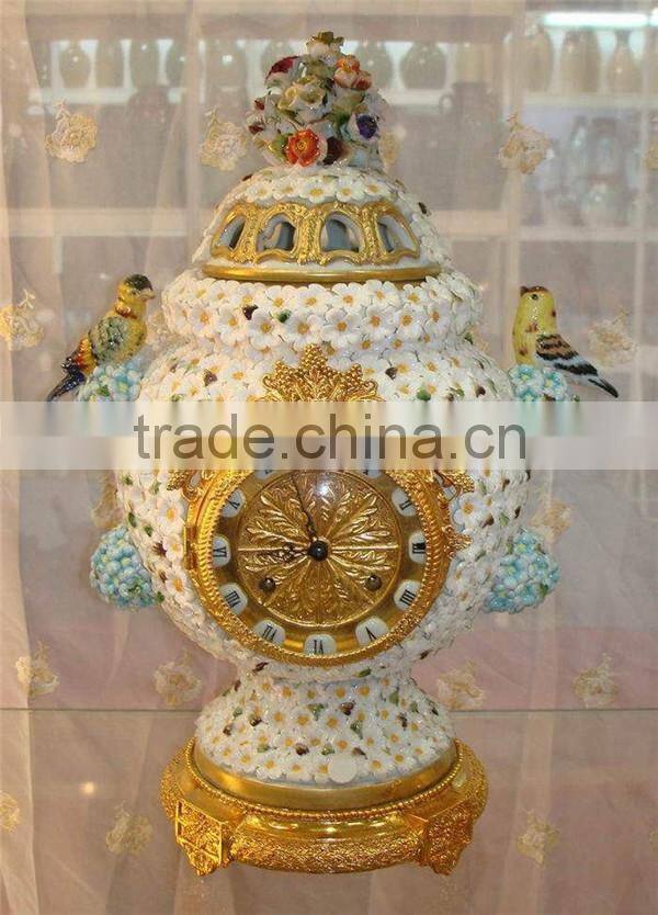 Antique Trophy Cup Design Ceramic Enamel Desk Clock, Pure Hand Painted Flower Decorated 24K Gold Plated Table Clock