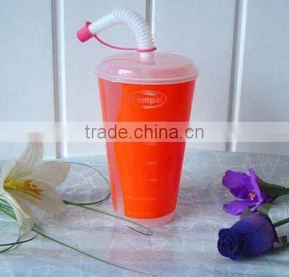 dringking cup w/straw