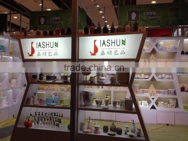 Cream-colored elegant hand-painted ceramic bathroom accessories home decoration