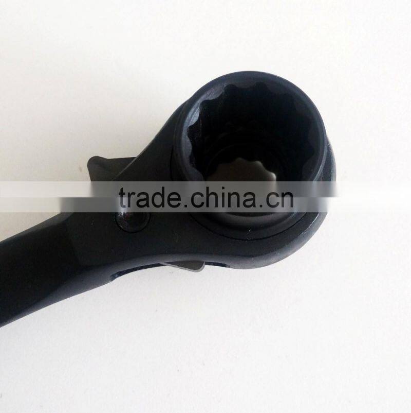 Scaffolding ratcheting spanner wrenches