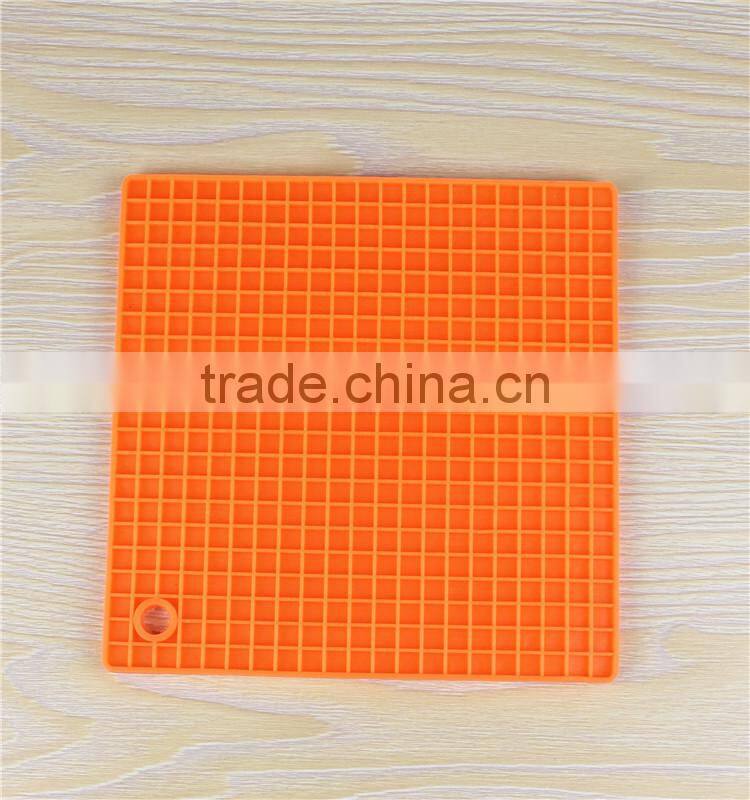 Square shape heating resistant non-stick silicone mat for baking