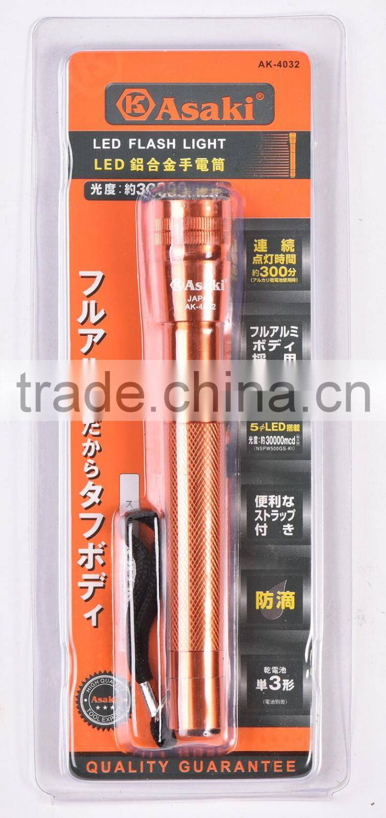 AK-4032 high quality dry battery operated led flash light