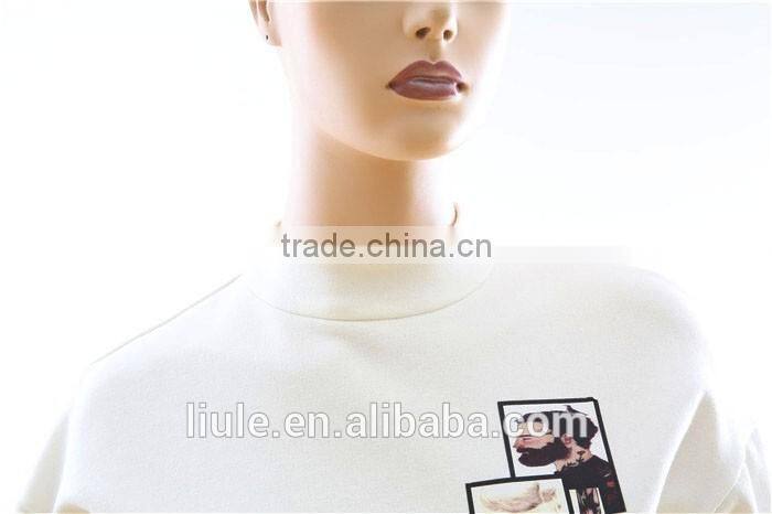 New fashion ladies casual sport gym shirt Autumn Embossed Printing shirt for women