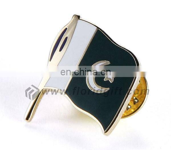 Alibaba custom made metal logo badges