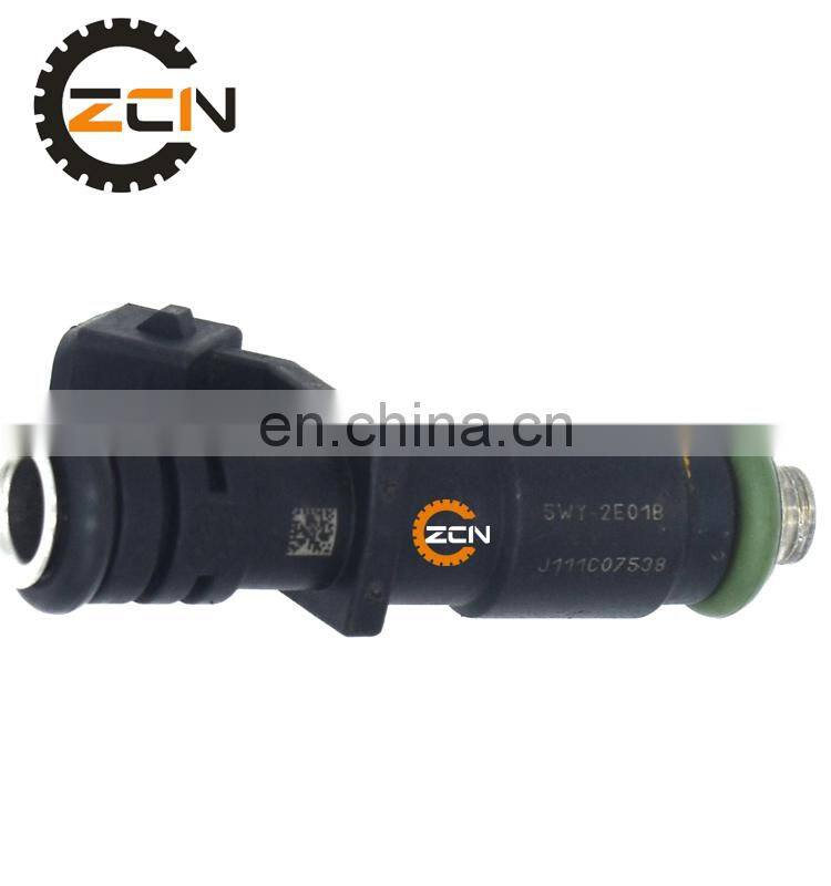 5WY-2E01B Fuel Injector D147004452