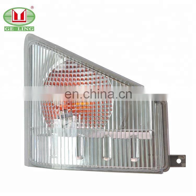 Spare Parts Truck Corner Light For Isuzu 700P with OEM R8-97585172-2 L8-97585173-2