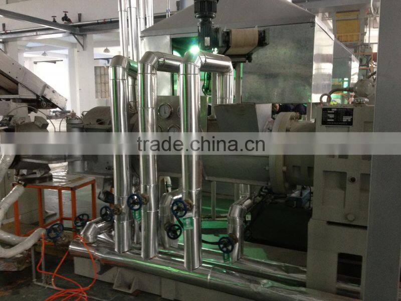 Plastic product machine