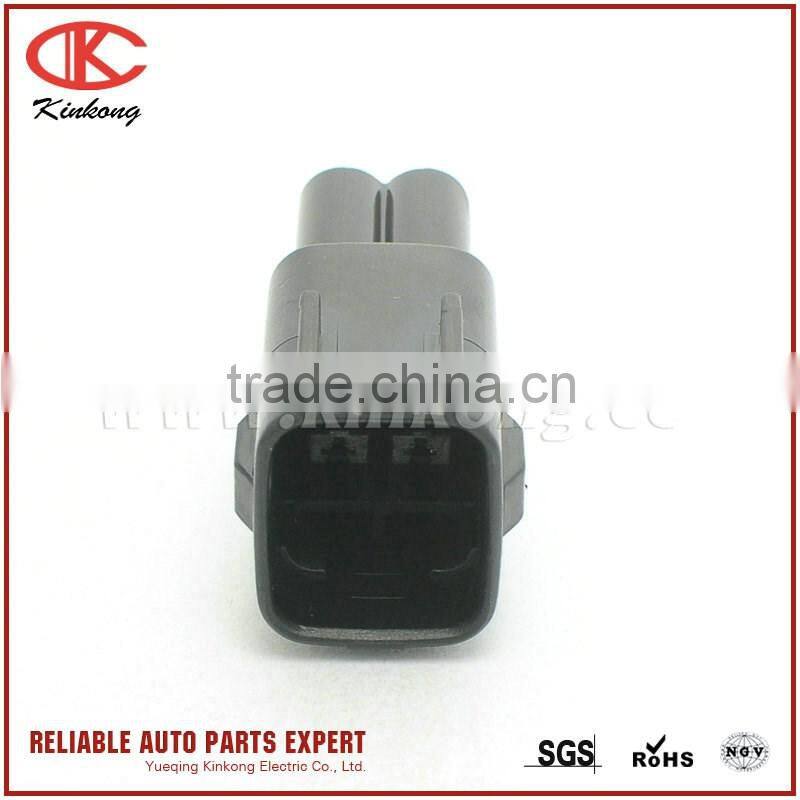 Yazaki 4 pin male waterproof electrical connector