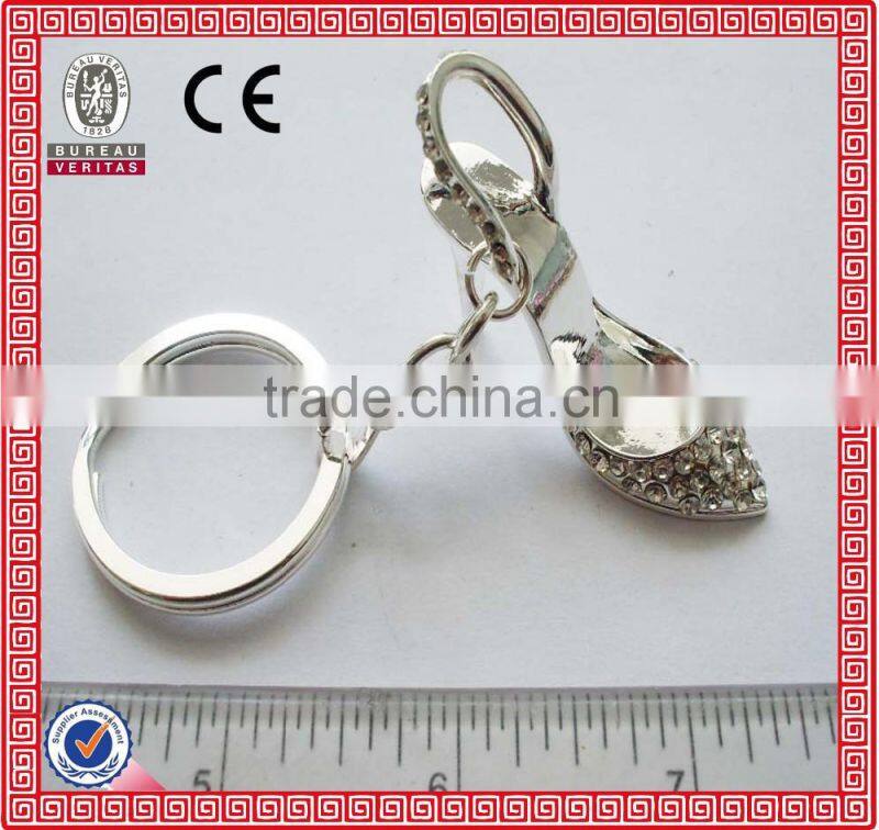 High quality cheap custom rhinestone dog keychain