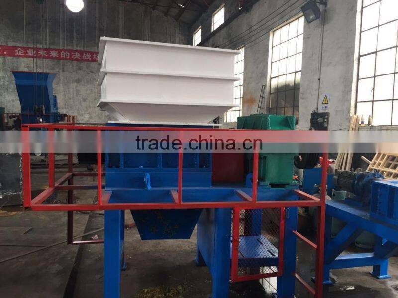 Hongda Low price tractor tire rubber shredding plant