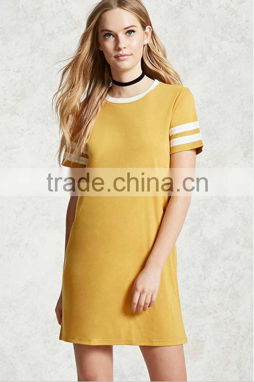 Woman Short Sleeve Round Neck Contrasting Varsity Stripes T-shirt Casual Shift Dress