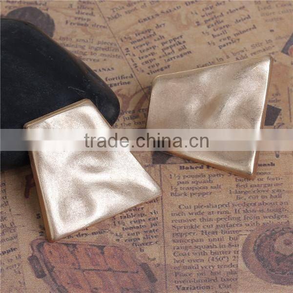 Zinc Based Alloy Metal Sewing Shank Buttons Irregular Light Golden Trapezoid 26mm x 24mm