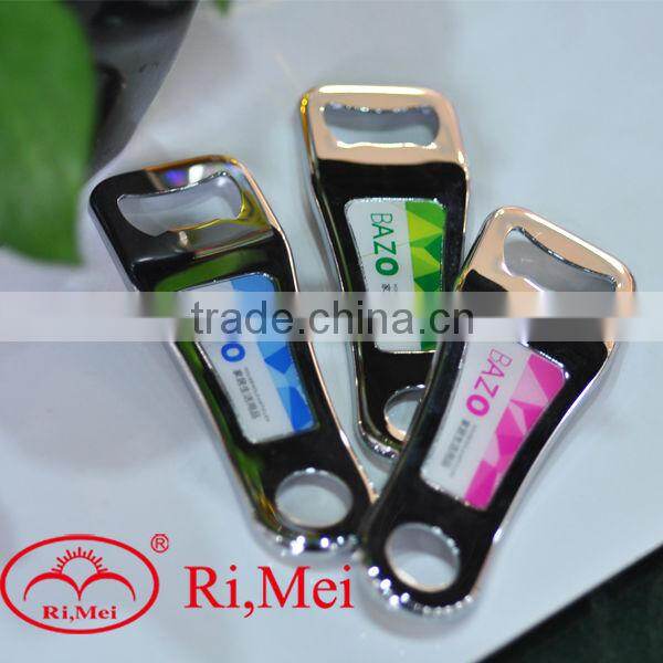 wine bottle decoration accessories/beautiful bottle opener with high quality&best price