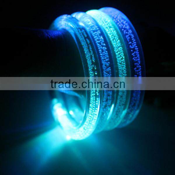 2014 wholesale led glowing bracelet