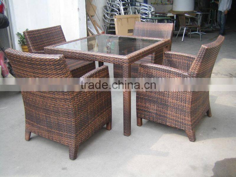 4 Hotel furniture set high back wicker chair and wooden table for sale YPS017