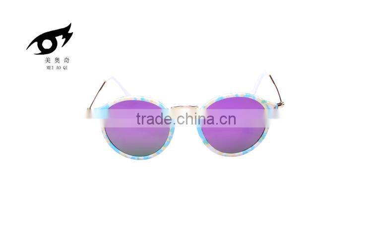 New product fashionable girls sun glasses wholesale from factory